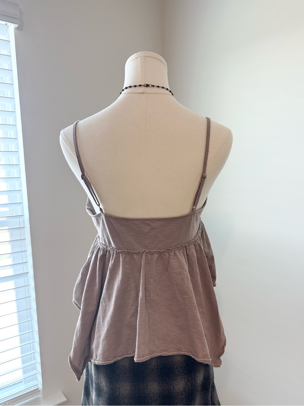 aerie Taupe Flowy Cami - Picture 5 of 8